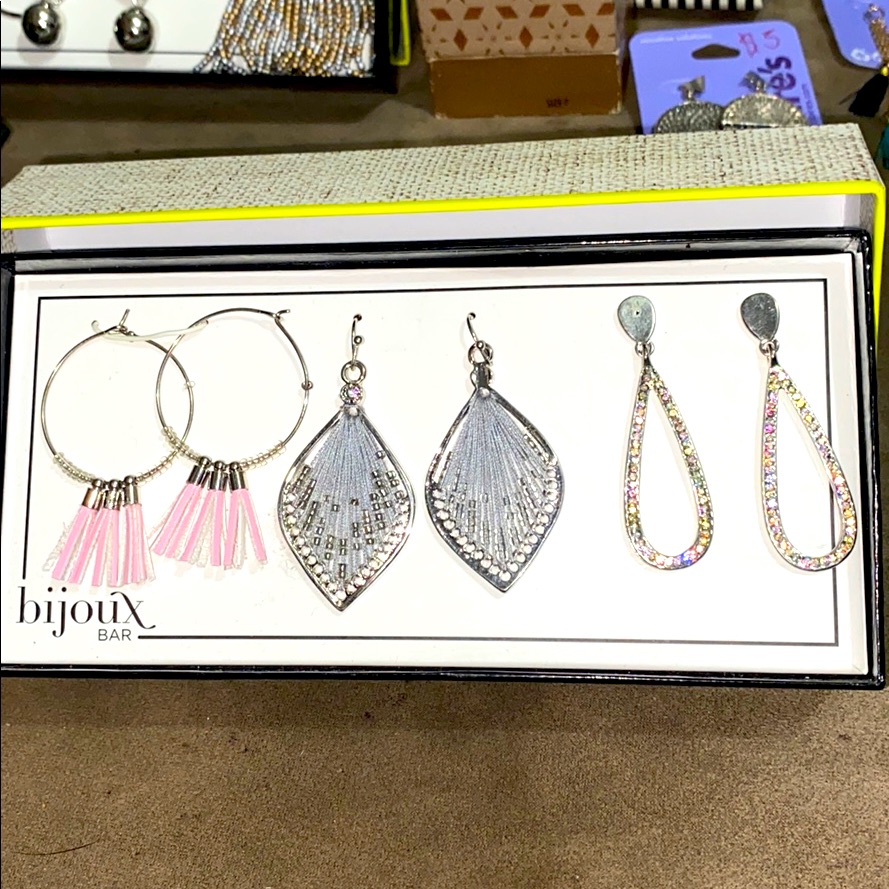 3 Sets Of Classy Earrings